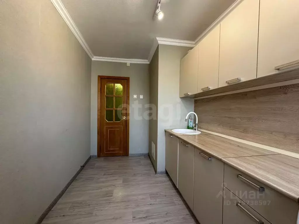 3-к кв. Санкт-Петербург Костромской просп., 24 (65.0 м) - Фото 0