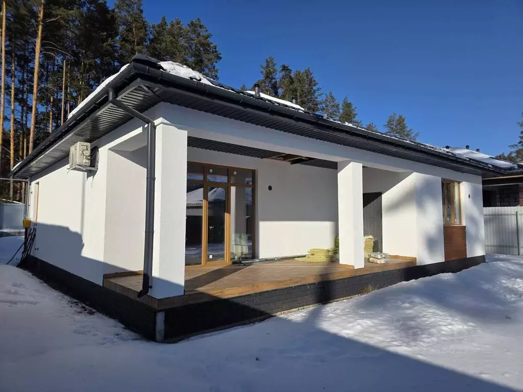 Дом в Свердловская область, Сысерть ул. Александра Зозули (126 м) - Фото 1