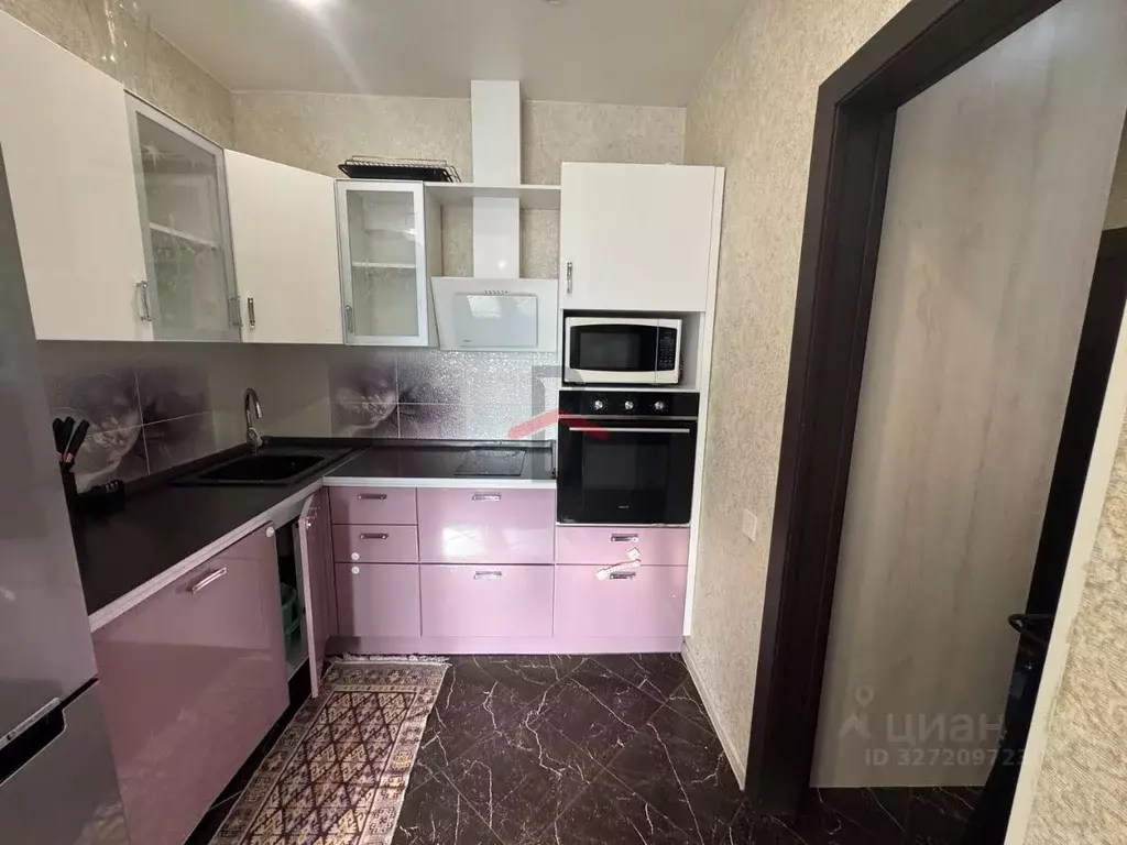 2-к кв. Красноярский край, Красноярск наб. Ярыгинская, 7 (47.0 м) - Фото 1