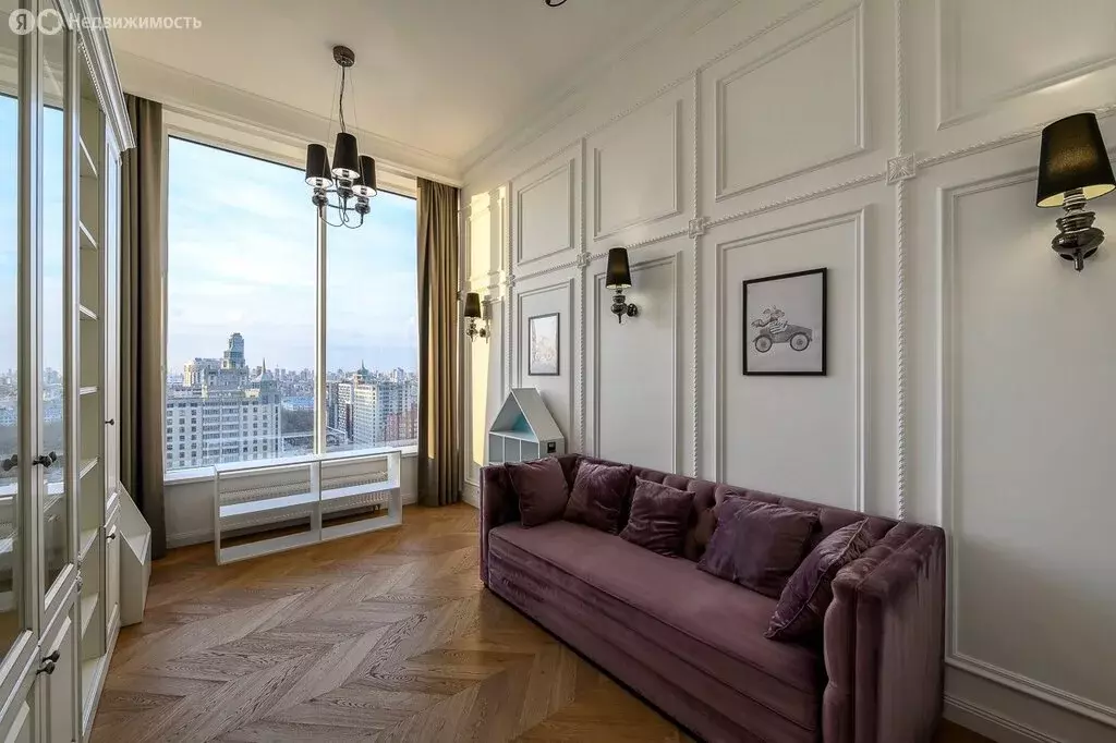 3-комнатная квартира: Екатеринбург, улица Белинского, 108 (118.8 м) - Фото 1