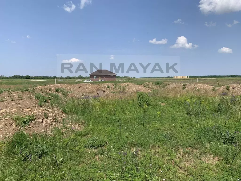 Участок в Адыгея, Майкоп ул. Казбека Шаззо (6.0 сот.) - Фото 0