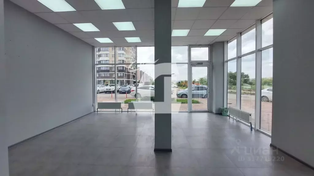 Помещение свободного назначения в Краснодарский край, Краснодар бул. ... - Фото 1