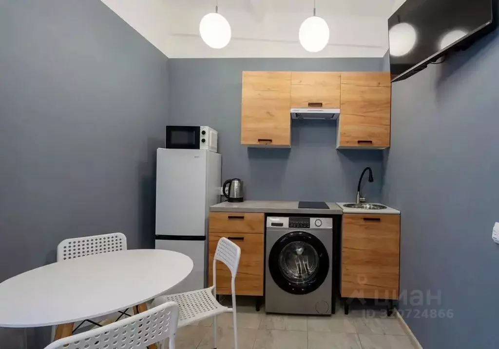 Студия Кировская область, Киров Октябрьский просп., 104А (20.0 м) - Фото 1
