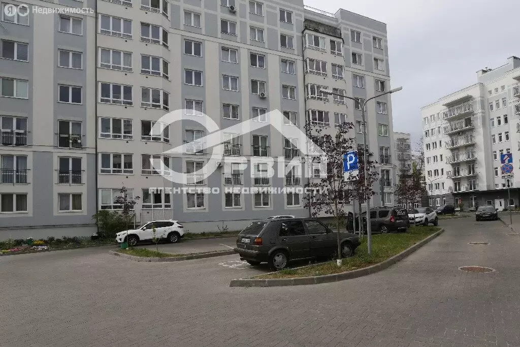 2-комнатная квартира: Калининград, Малоярославская улица, 16 (66.6 м) - Фото 1