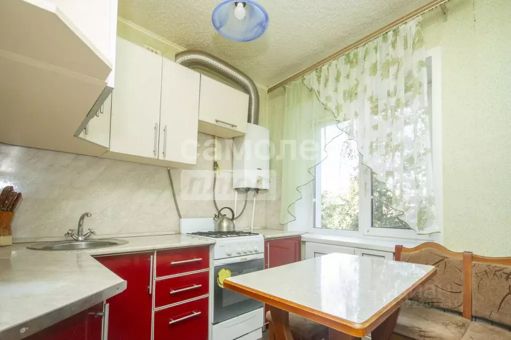 2-к кв. Ульяновская область, Ульяновск Железнодорожная ул., 25 (39.4 ... - Фото 1