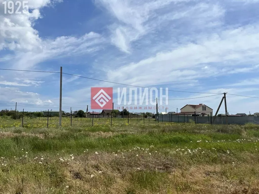 Участок в Крым, Феодосия муниципальный округ, Приморский пгт ул. ... - Фото 0