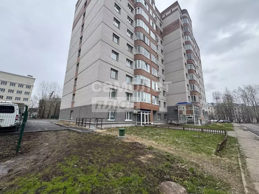 Помещение свободного назначения в Коми, Сыктывкар Коммунистическая ... - Фото 0