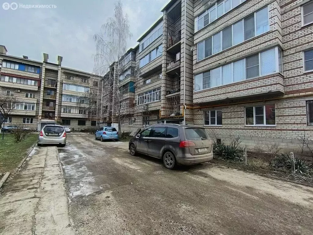 2-комнатная квартира: Крымск, улица Маршала Жукова, 16 (61.3 м) - Фото 1