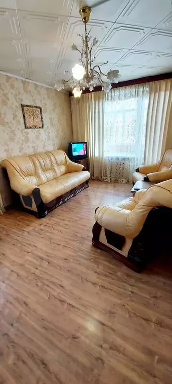 2-к. квартира, 40 м, 2/5 эт. - Фото 1