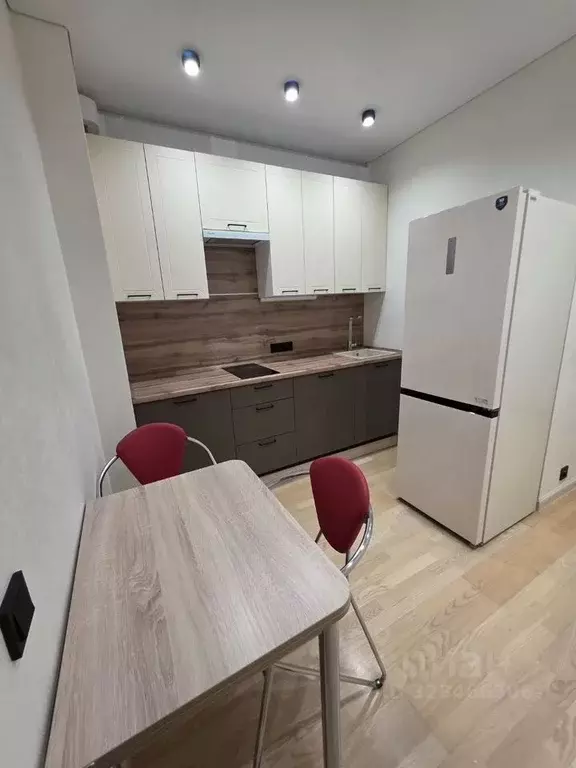 1-к кв. Астраханская область, Астрахань ул. Джанибекова, 18 (42.0 м) - Фото 1