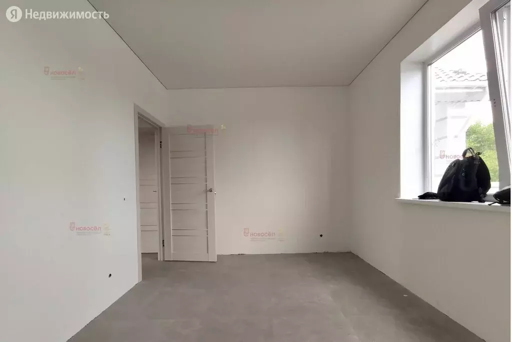 Дом в посёлок Бобровский, улица Ленина, 102 (112.5 м) - Фото 0