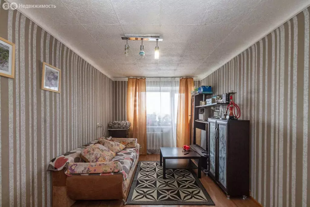 1-комнатная квартира: Омск, проспект Мира, 96 (30 м) - Фото 0