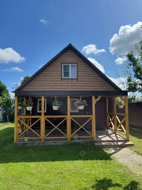 Дом в Новгородская область, Новгородский район, Ракомское с/пос, д. ... - Фото 1