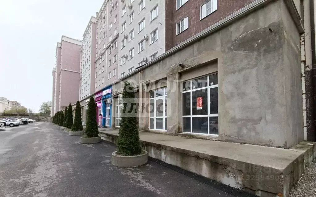 Торговая площадь в Кабардино-Балкария, Нальчик ул. Атажукина, 12к1 (85 ... - Фото 1