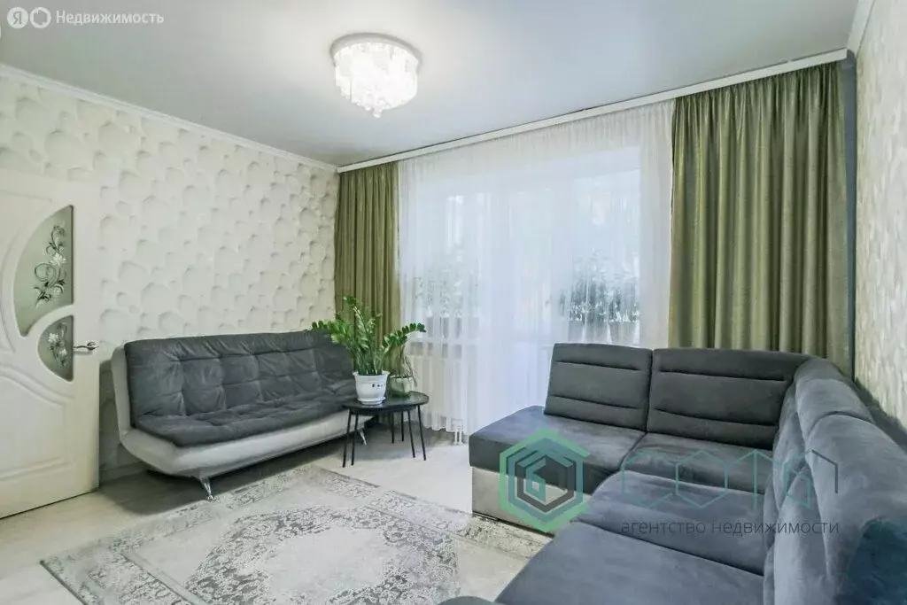 2-комнатная квартира: Гурьевск, улица Байдукова, 1Л (45 м) - Фото 1
