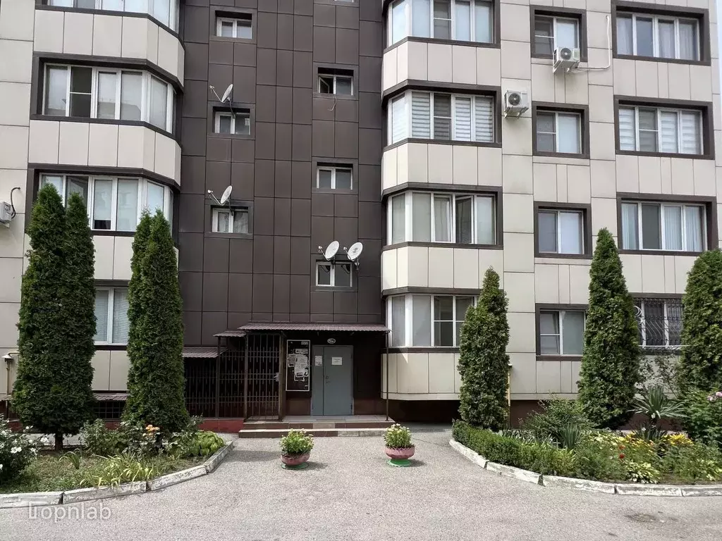 3-к кв. Кабардино-Балкария, Нальчик ул. Ахохова (87.0 м) - Фото 1