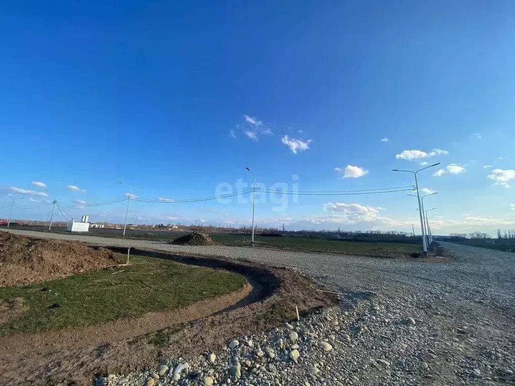 Участок в Адыгея, Майкоп ул. Калиновая (7.8 сот.) - Фото 1