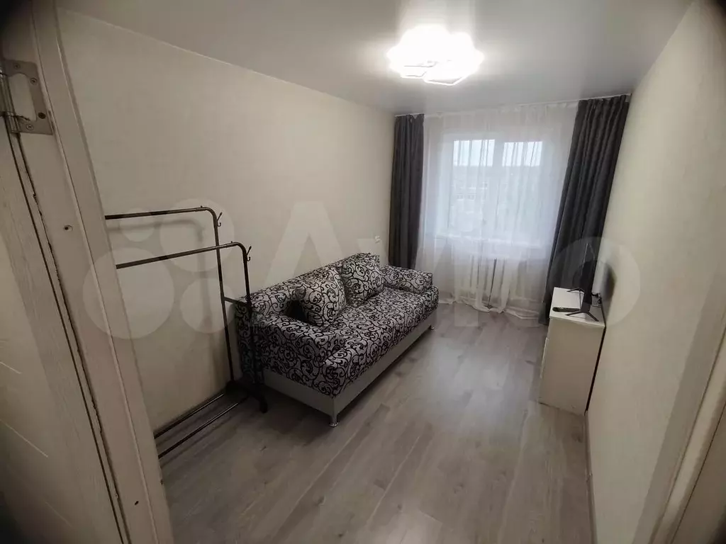 2-к. квартира, 43 м, 5/5 эт. - Фото 0