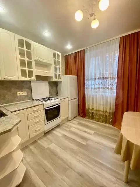 2-к. квартира, 50 м, 2/5 эт. - Фото 0