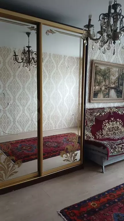 1-к. квартира, 37 м, 4/4 эт. - Фото 0