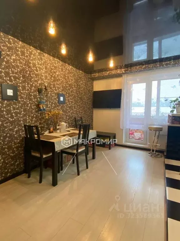 2-к кв. Челябинская область, Челябинск Якутская ул., 9 (56.5 м) - Фото 1