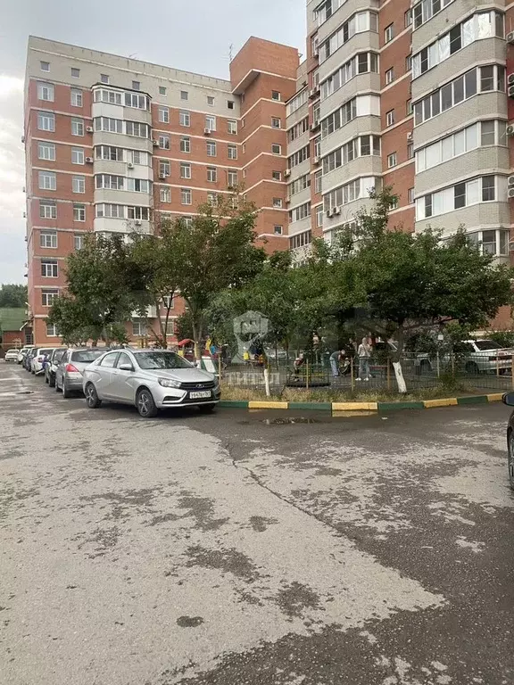 3-к. квартира, 80 м, 1/10 эт. - Фото 0