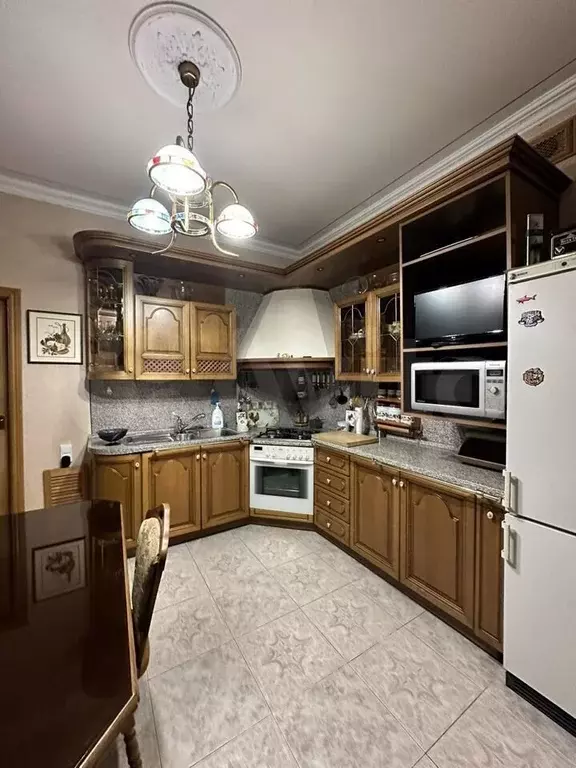 3-к. квартира, 100 м, 5/8 эт. - Фото 1