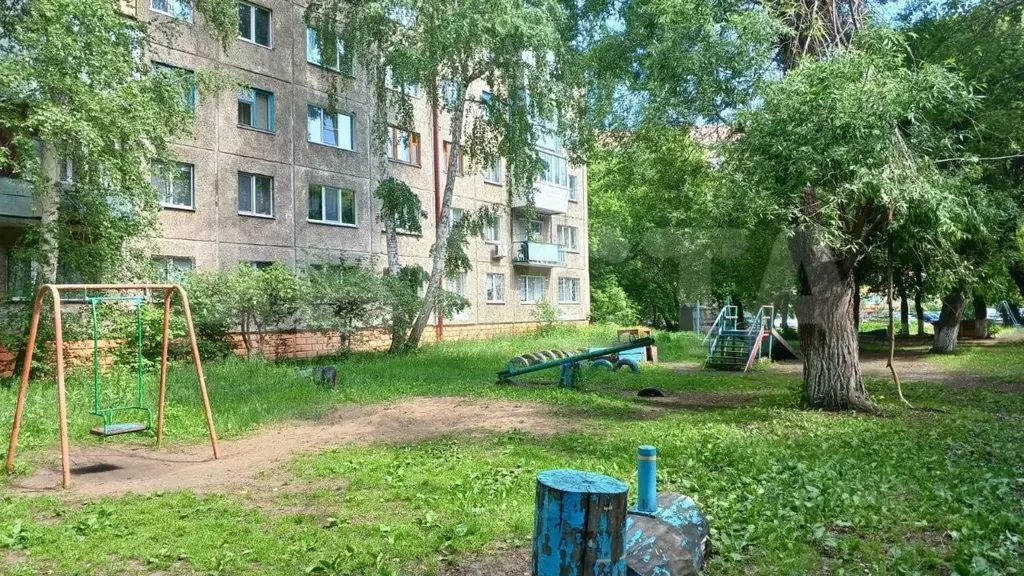 2-к кв. Омская область, Омск ул. Малиновского, 13 (48.5 м) - Фото 1