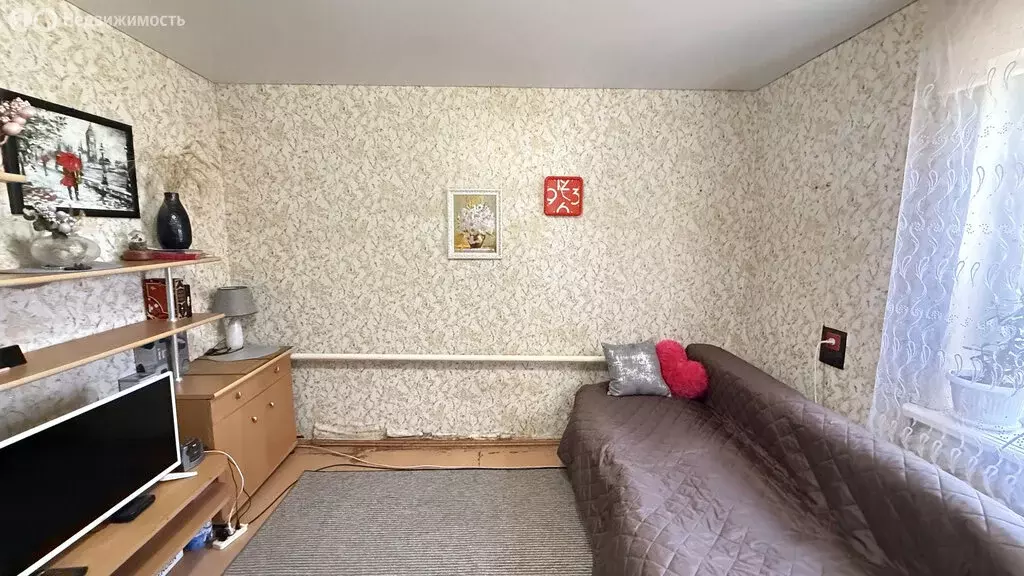 3-комнатная квартира: посёлок Пригородный, Лесная улица, 14 (58 м) - Фото 1