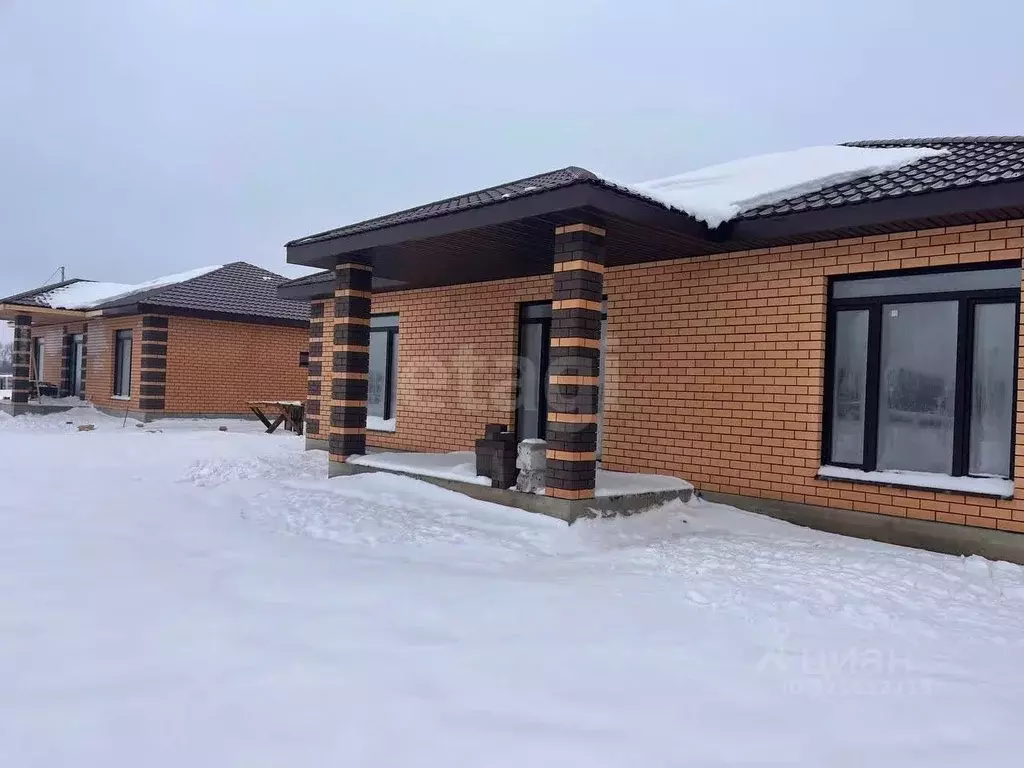 Дом в Липецкая область, Липецкий муниципальный округ, с. Косыревка ул. ... - Фото 1