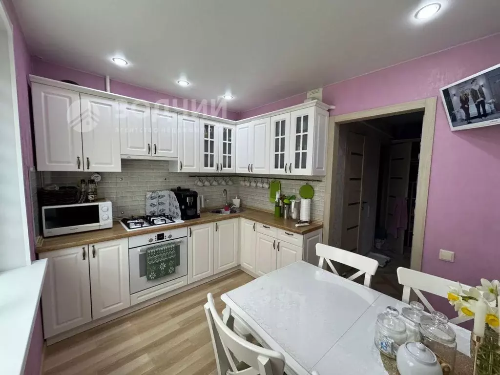 2-к кв. Чувашия, Чебоксары ул. Мичмана Павлова, 68 (52.1 м) - Фото 0