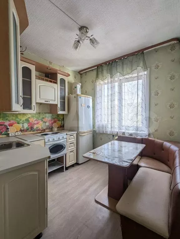 2-к. квартира, 45 м, 5/5 эт. - Фото 0