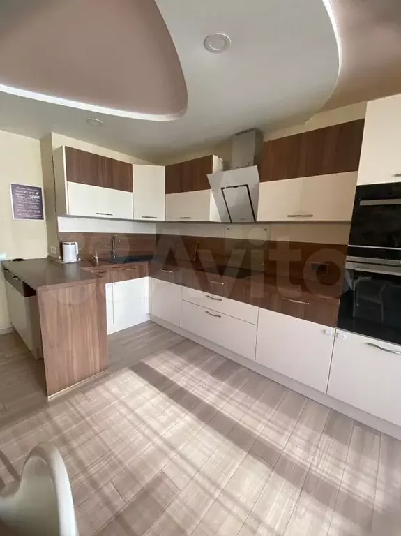 2-к. квартира, 71 м, 15/27 эт. - Фото 0