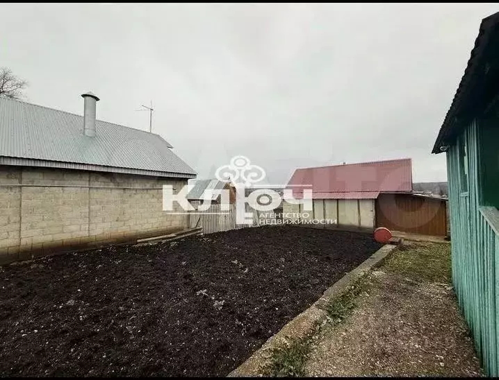 Дом в Башкортостан, Ишимбайский район, Ишеевский сельсовет, с. ... - Фото 2