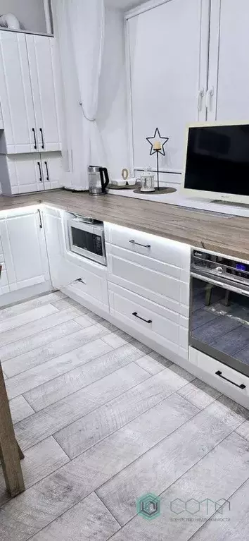 2-к кв. Калининградская область, Калининград ул. Баженова, 13А (62.0 ... - Фото 1
