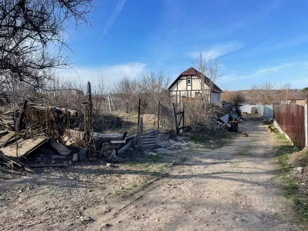 Участок в Волгоградская область, Волгоград Металлург СНТ, Дальние Сады ... - Фото 0