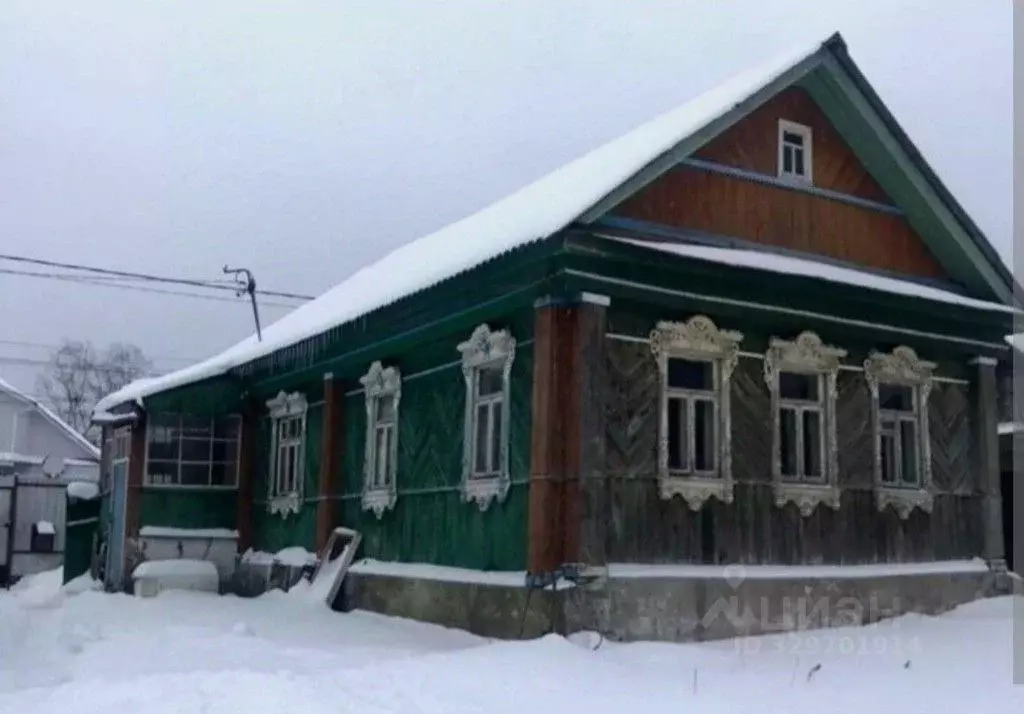 Дом в Пермский край, Александровск Всеволодо-Вильва пгт, ул. Мичурина, ... - Фото 1
