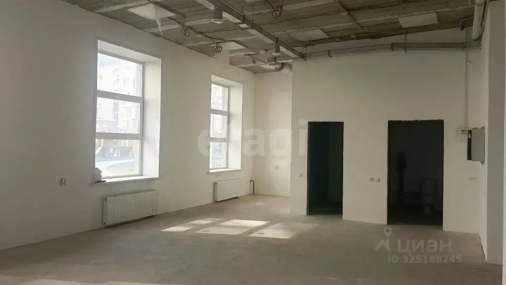 Помещение свободного назначения в Красноярский край, Красноярск ул. ... - Фото 1