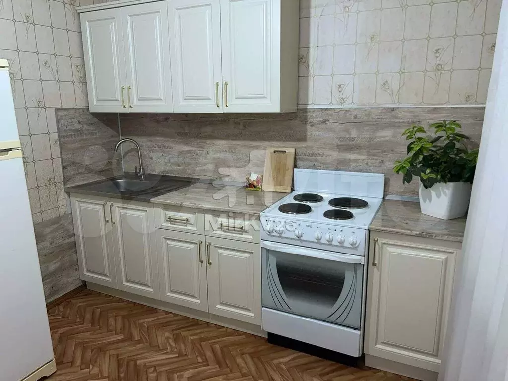 1-к. квартира, 38 м, 3/9 эт. - Фото 1