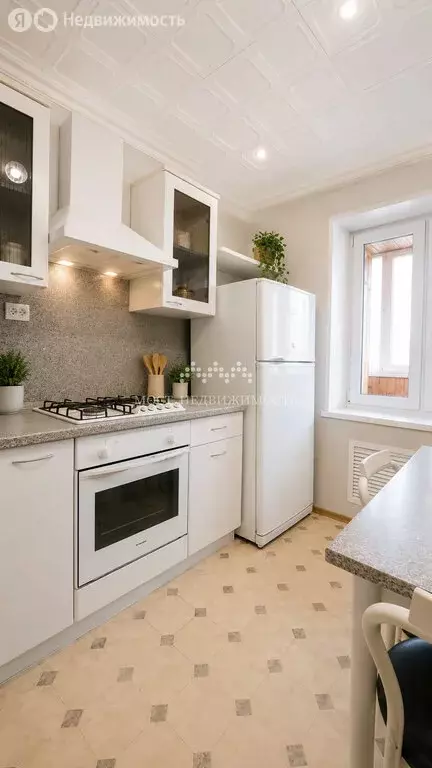 3-комнатная квартира: Химки, проспект Мельникова, 10 (71.5 м) - Фото 1