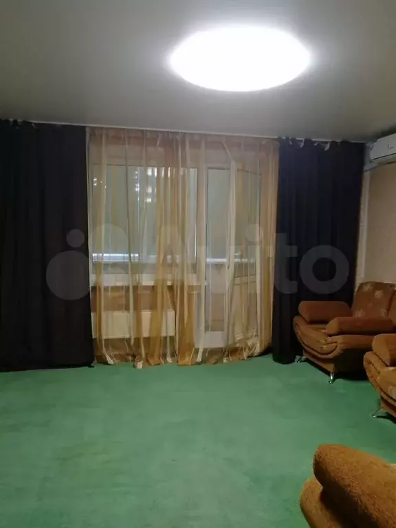 2-к. квартира, 56 м, 5/5 эт. - Фото 0