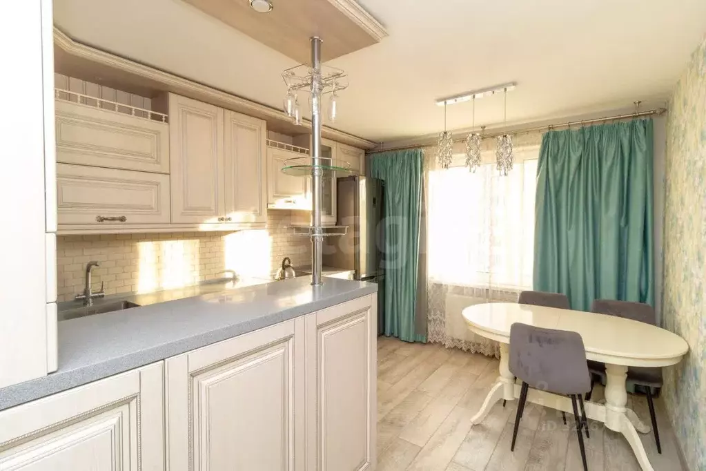 3-к кв. Тюменская область, Тюмень проезд Тихий, 2 (74.0 м) - Фото 1