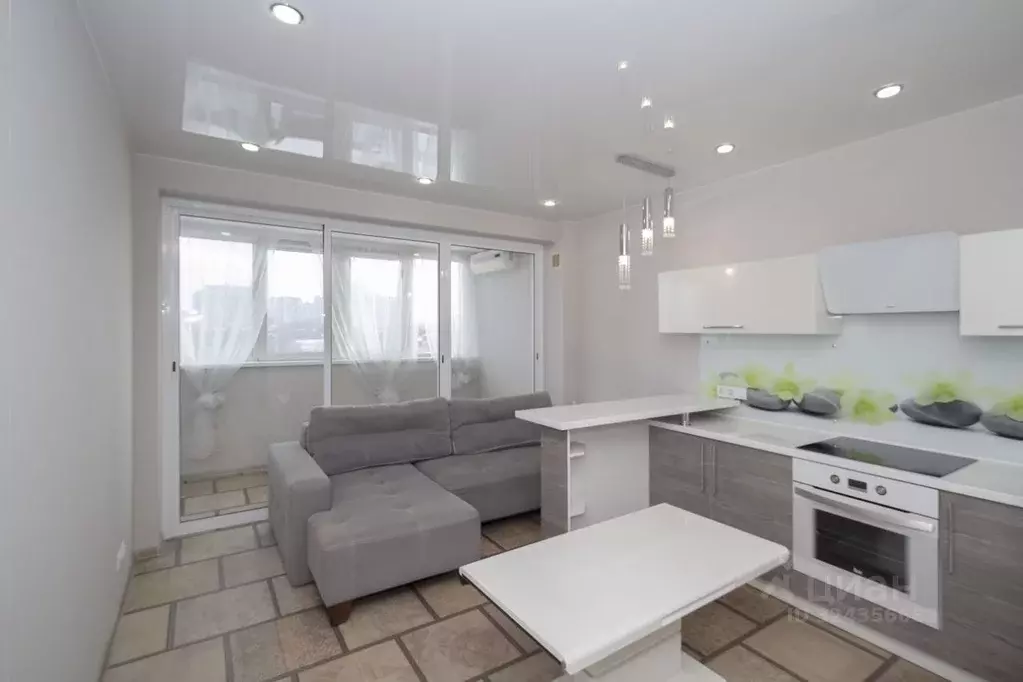 1-к кв. Новосибирская область, Новосибирск ул. Орджоникидзе, 47 (51.5 ... - Фото 1