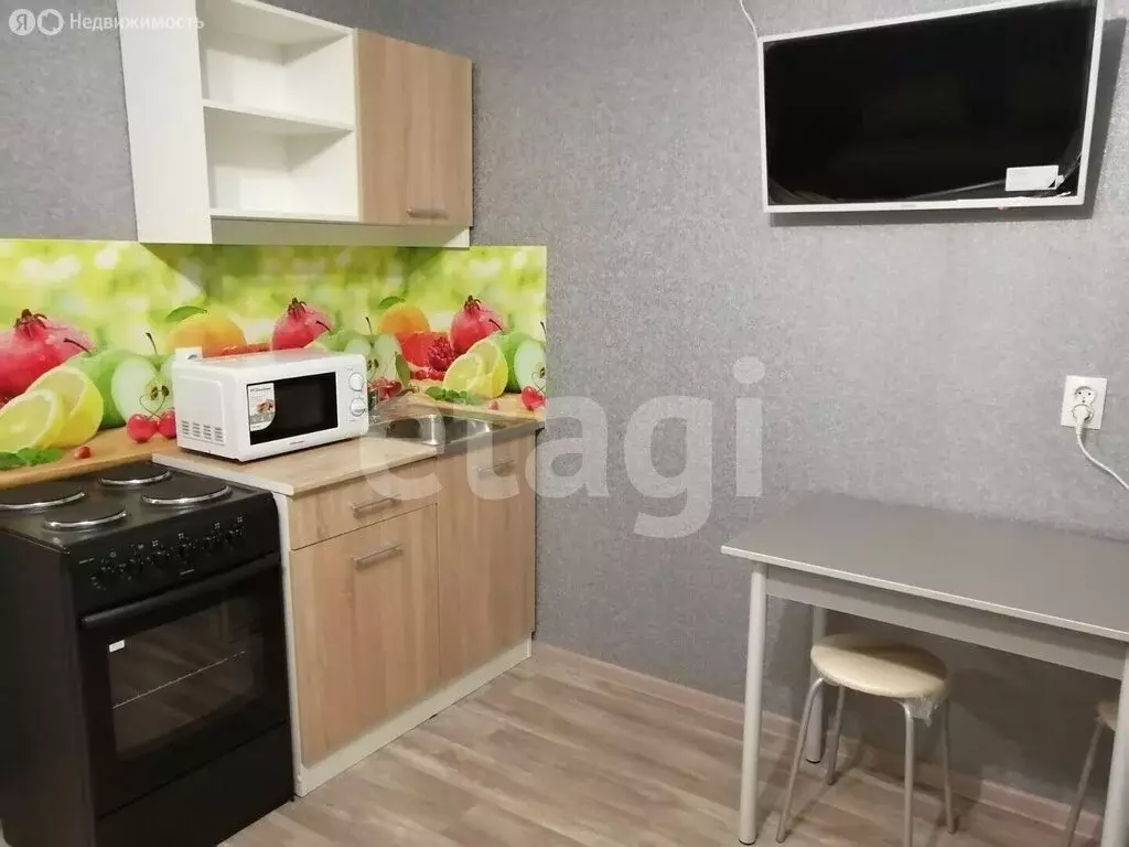 Квартира-студия: Тобольск, 15-й микрорайон, 39 (25 м) - Фото 0