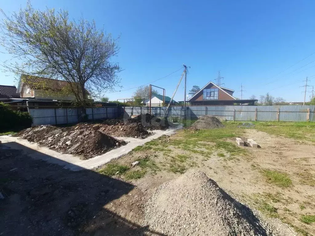 Участок в Адыгея, Майкоп Мичуринец СНТ,  (4.0 сот.) - Фото 1