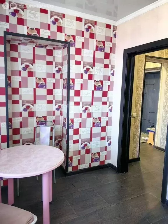 1-комнатная квартира: Черногорск, проспект Космонавтов, 38к1 (38 м) - Фото 1