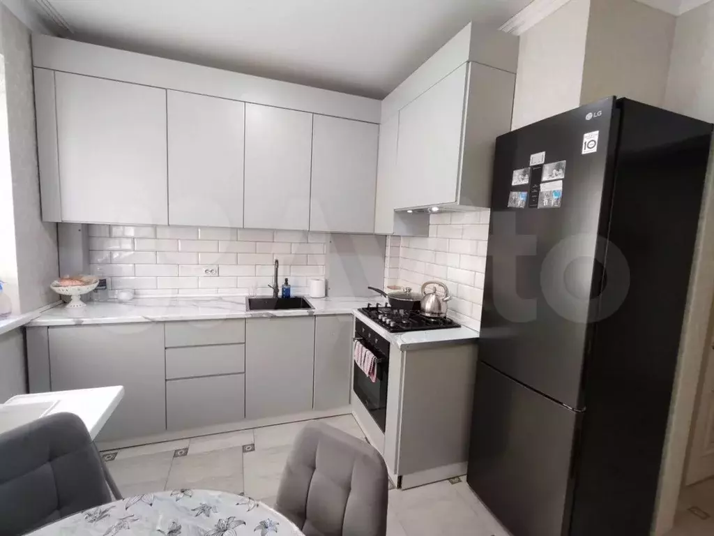 2-к. квартира, 62 м, 2/10 эт. - Фото 1