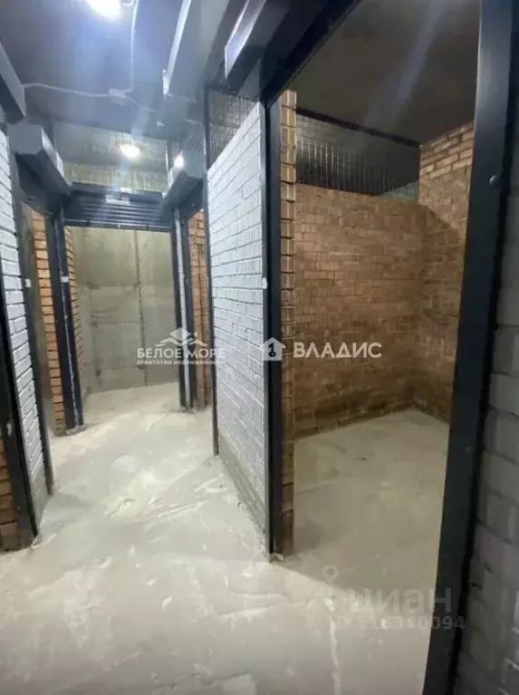 Гараж в Архангельская область, Архангельск ул. Урицкого, 3 (3 м) - Фото 1