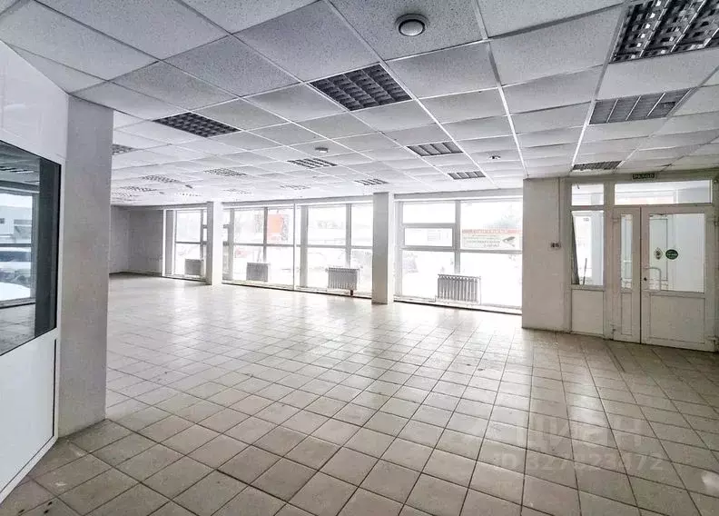 Помещение свободного назначения в Свердловская область, Екатеринбург ... - Фото 1