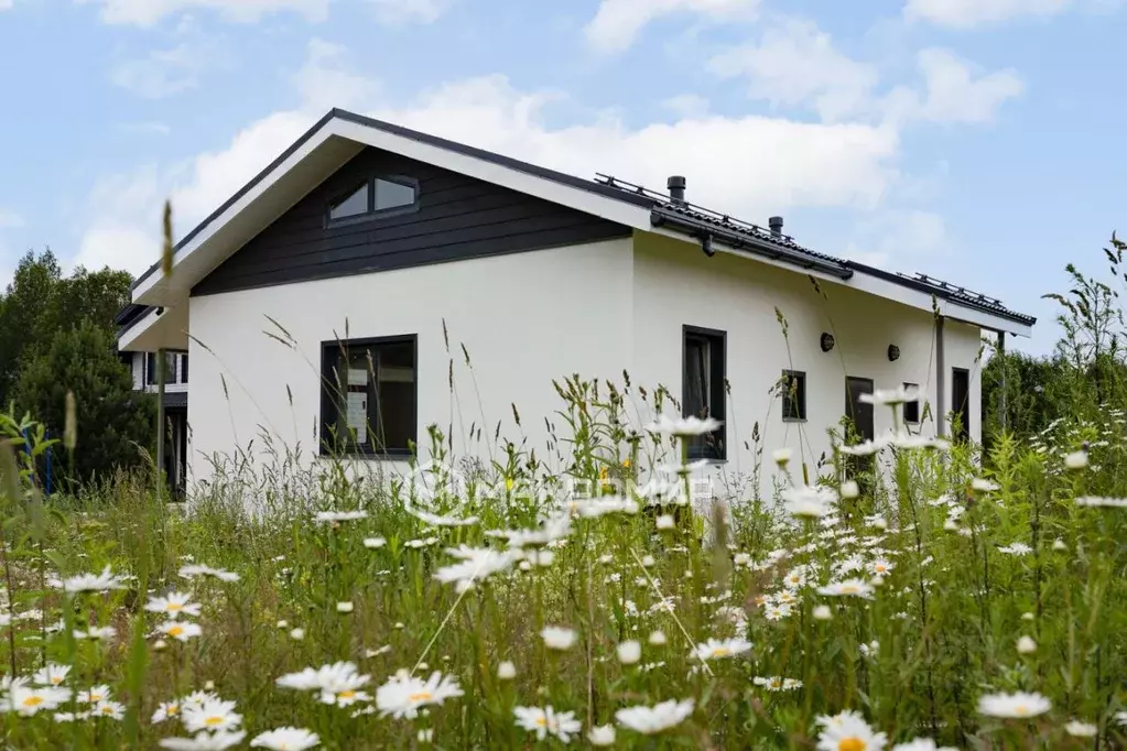 Дом в Ленинградская область, Кировский район, Мгинское городское ... - Фото 1